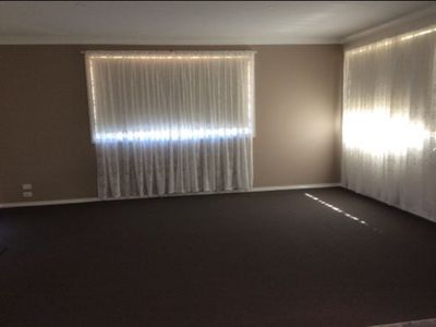 1 / 27 Parkway Drive, Tuncurry