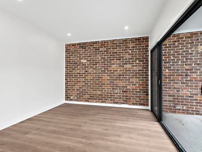 2 / 19 King Street, Lake Illawarra