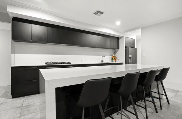 77 Avoca Chase , Baldivis