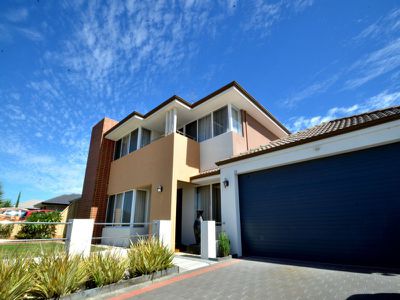 22 Irvine Parade, Hammond Park