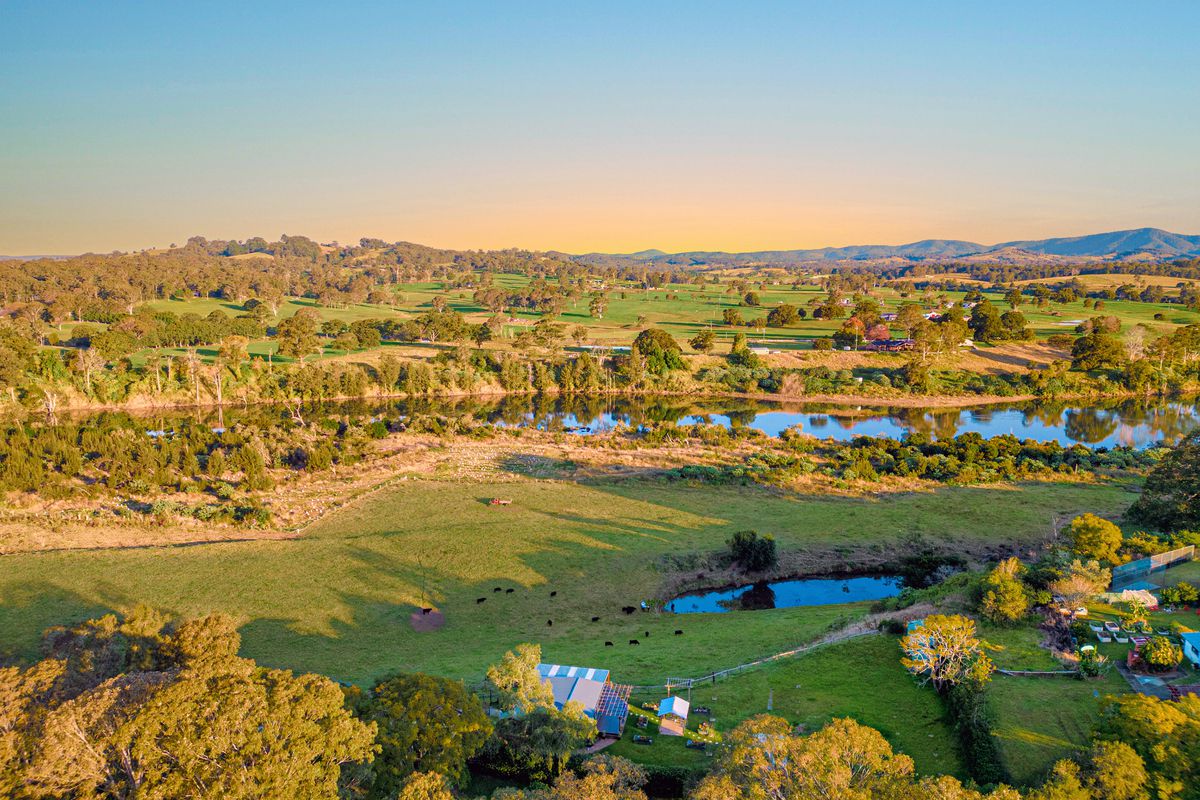 2 Farquhar Street, Wingham