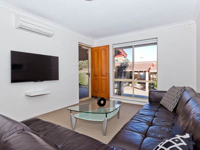 3/87 Ventnor Street, Scarborough