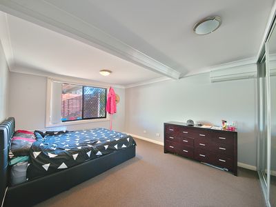 1 Warwick Street, Minto