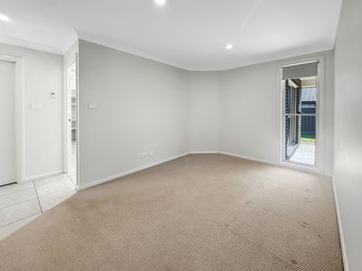 4 Nolan Esplanade, Dubbo