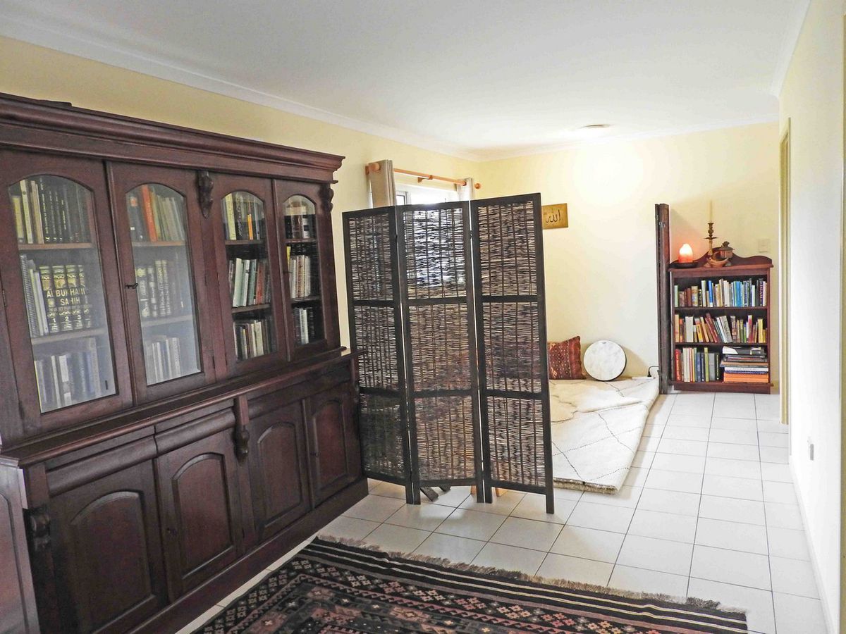 31 PUTT STREET, Atherton