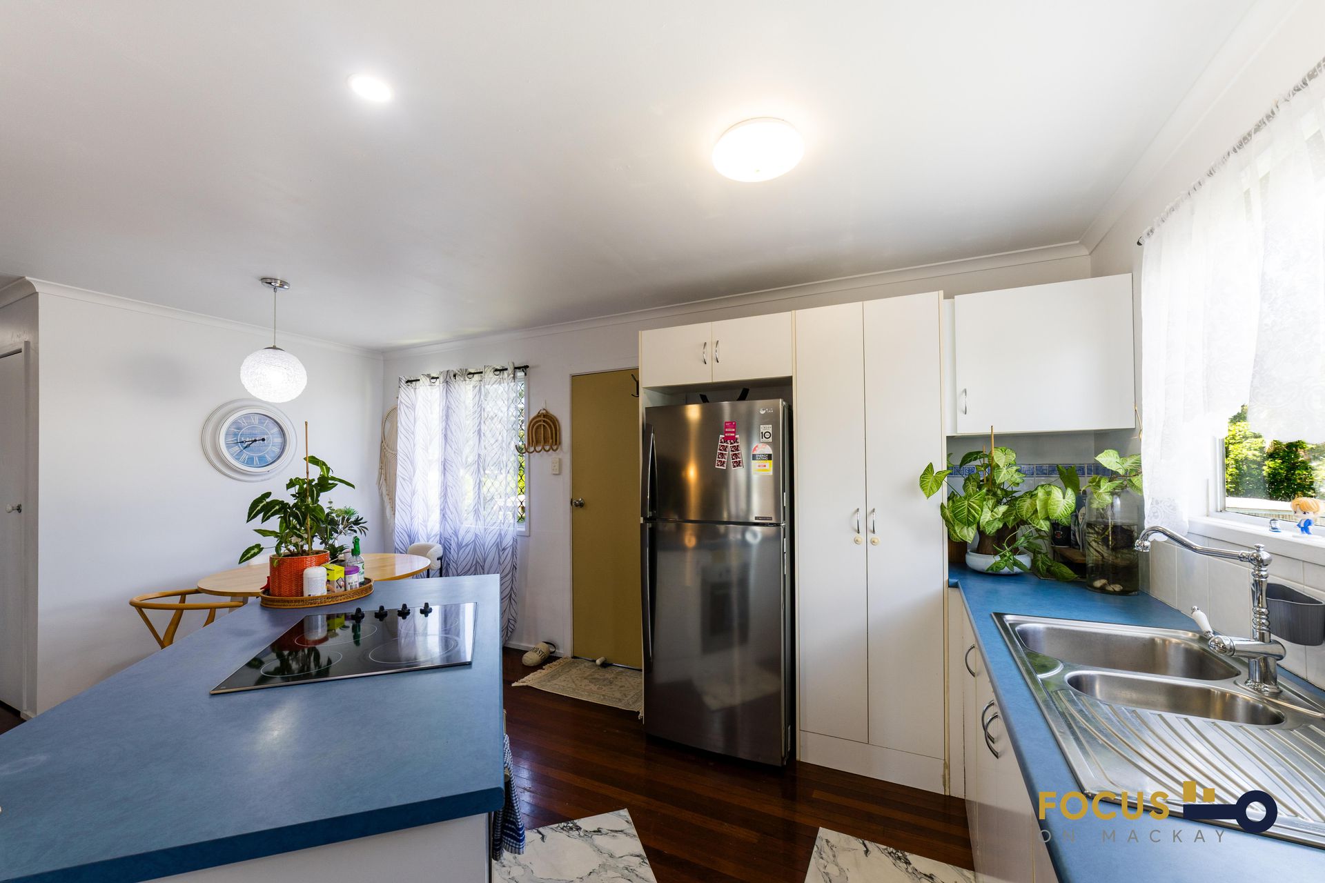 1 Holmes Drive, Beaconsfield