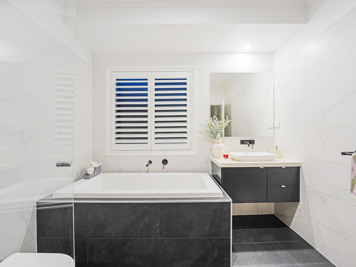 3 Verbena Avenue, Hamlyn Terrace