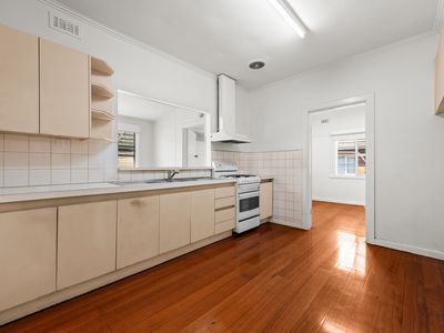 991  Heatherton Road, Springvale