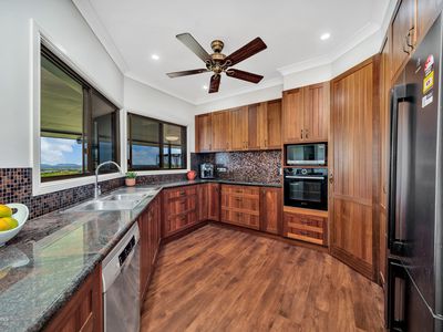 671A Palmerston Highway, Pin Gin Hill