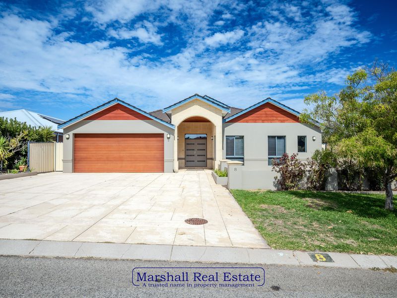 8 Newgain Cres, Carramar