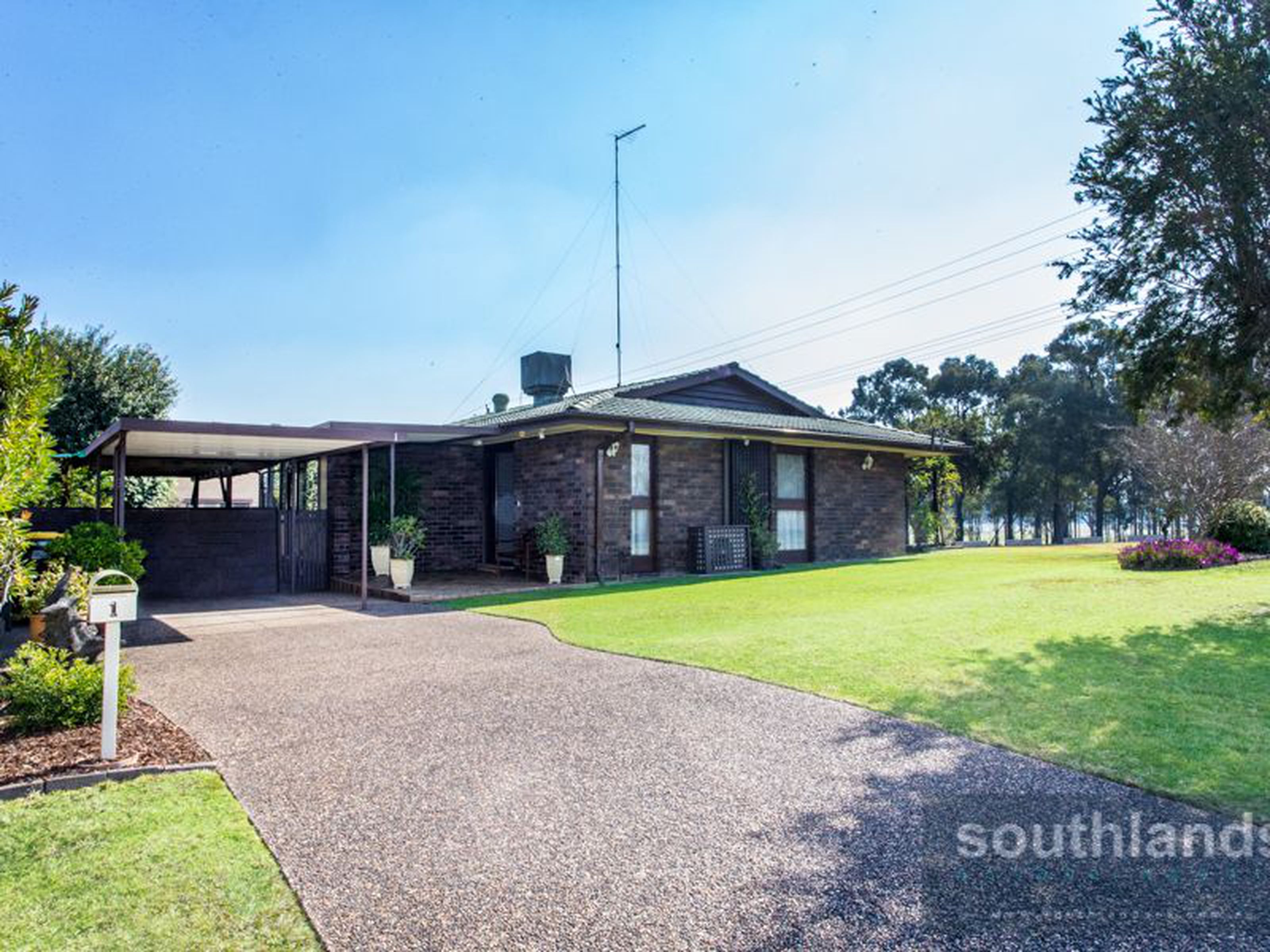 1 Loombah Avenue, SOUTH PENRITH