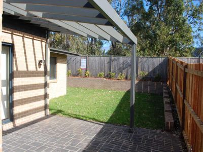 13 Spears Place, Horsley