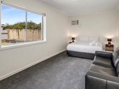 112 Jubilee Highway East, Mount Gambier