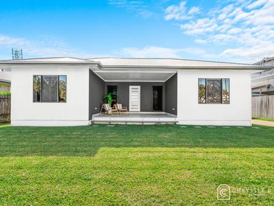 11 High Street, Walkerston