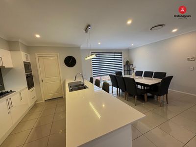 33 Faverolle Drive, Spring Farm