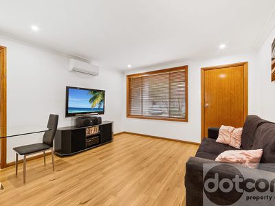 12 / 205A Albany Street, Point Frederick