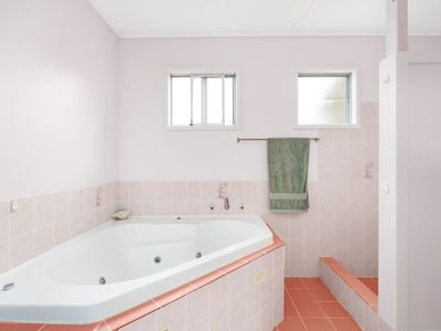 62 South Pacific Crescent, Ulladulla