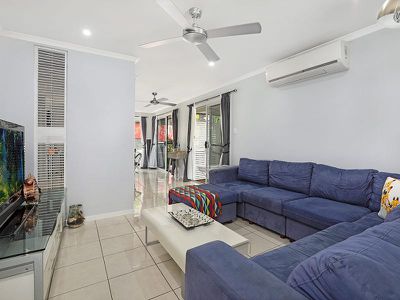 2 / 30 Karawatha Drive, Mountain Creek