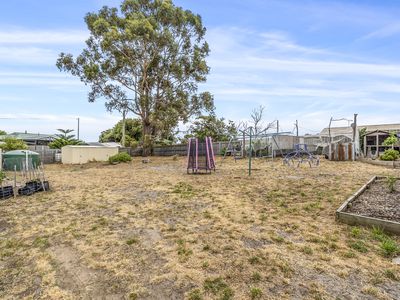 3 Chaffeys Drive, Dodges Ferry
