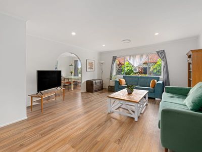 6 Niblick Street, Tewantin