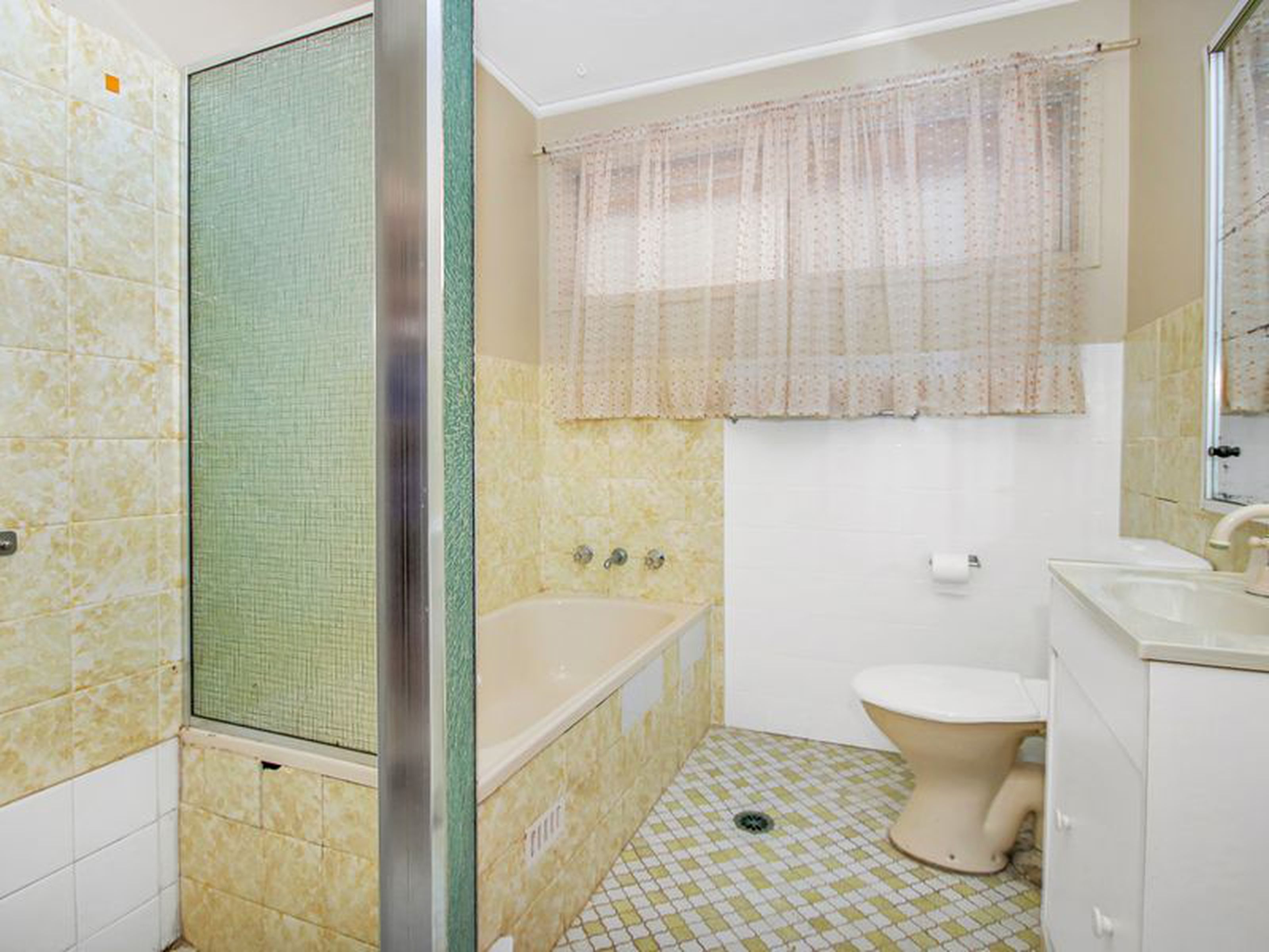 10 Greenhills Avenue, SOUTH PENRITH