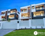 2 / 8 Thelma Avenue, Biggera Waters