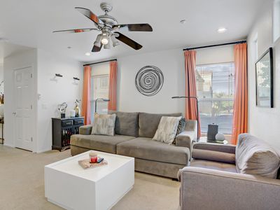 9157 Acclamation Ct, Las Vegas, NV, International