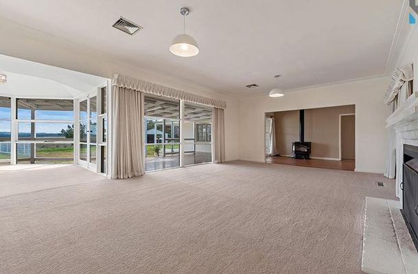 115 St Johns Road, Oaklands Junction