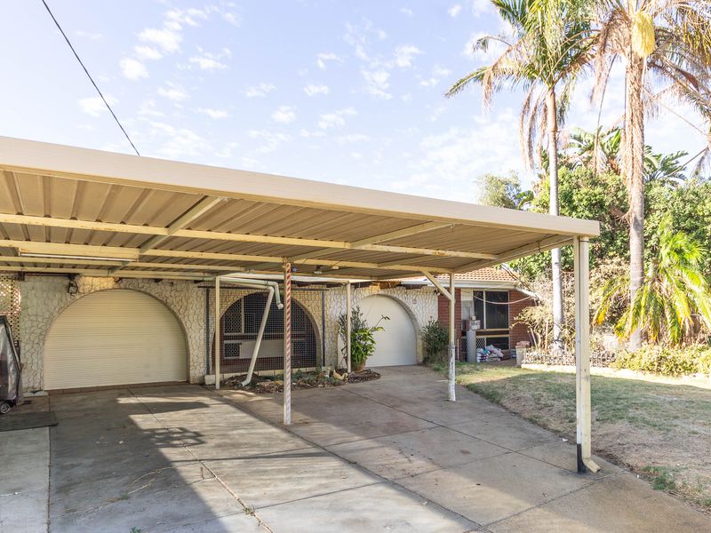 7 Mitchell Crescent, Middle Swan