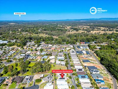 38 Lennon Boulevard, Narangba