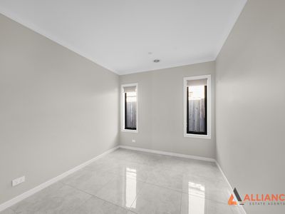 5 York Parade, Wollert