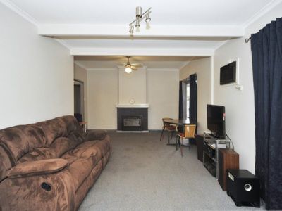 11 Woolcock Avenue, Kangaroo Flat