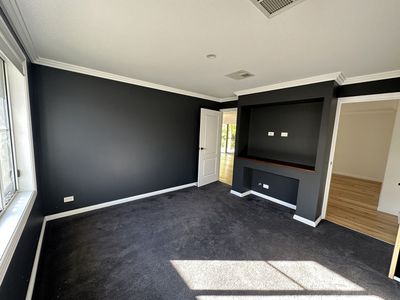 93 Champagne Drive, Dubbo