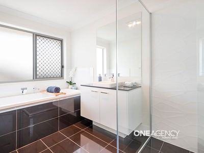 6 Gelu Court, Springfield Lakes