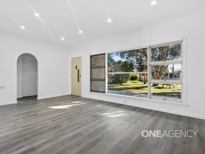 29 Lake Parade, East Corrimal