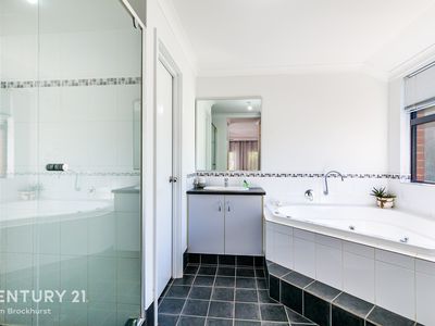 26 Jersey Road, Oakford