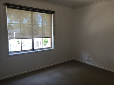 1 / 402 Myers Street, East Geelong