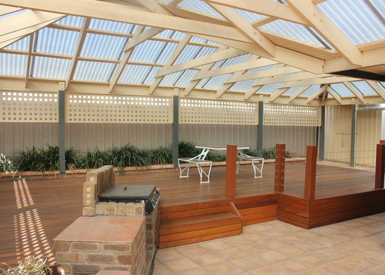 2 Phyllis Court, Trott Park