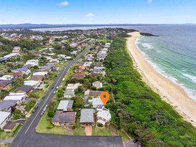 5 Palmgrove Place, Forster