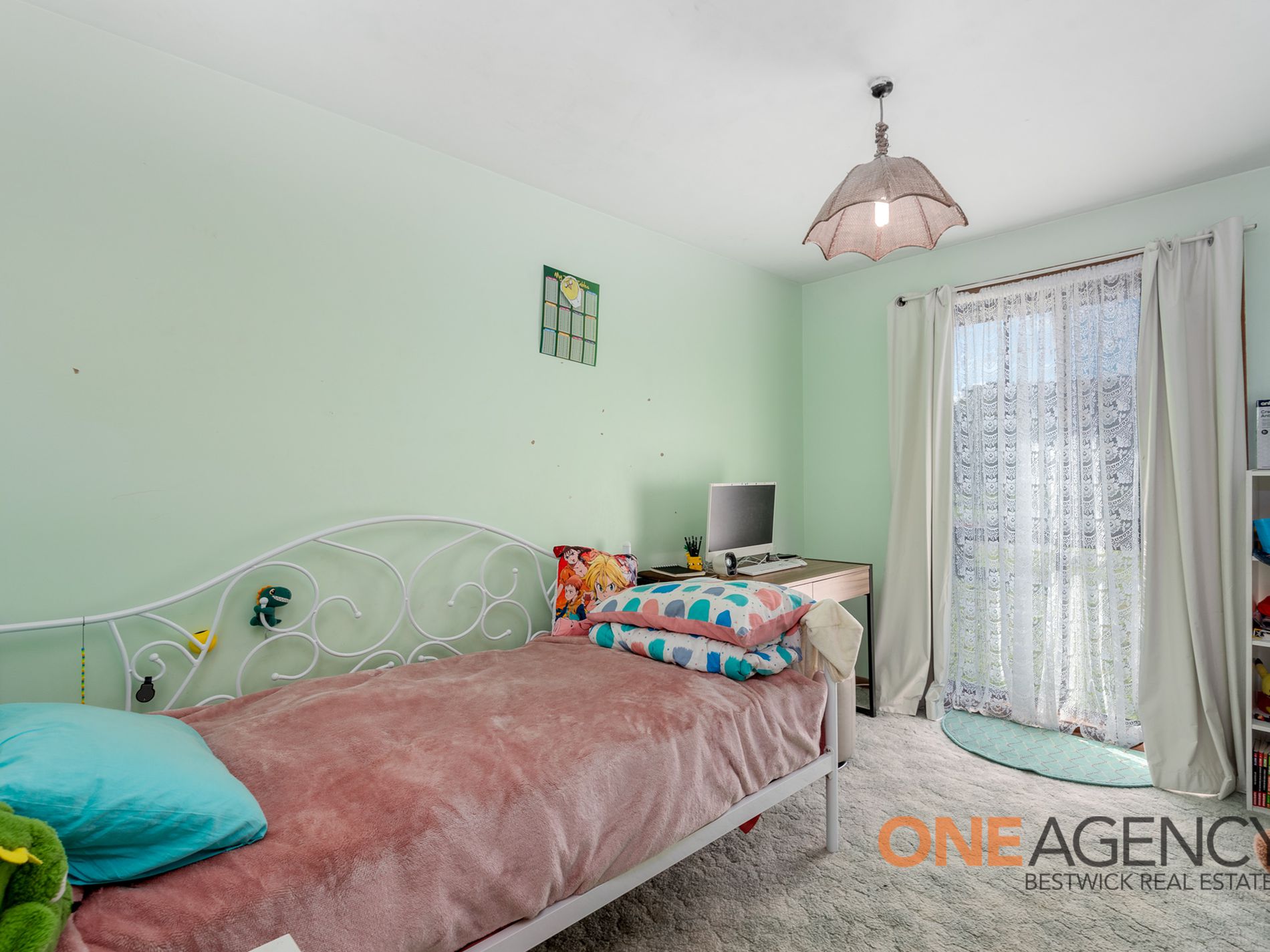 6 Bassett Drive, West Bathurst