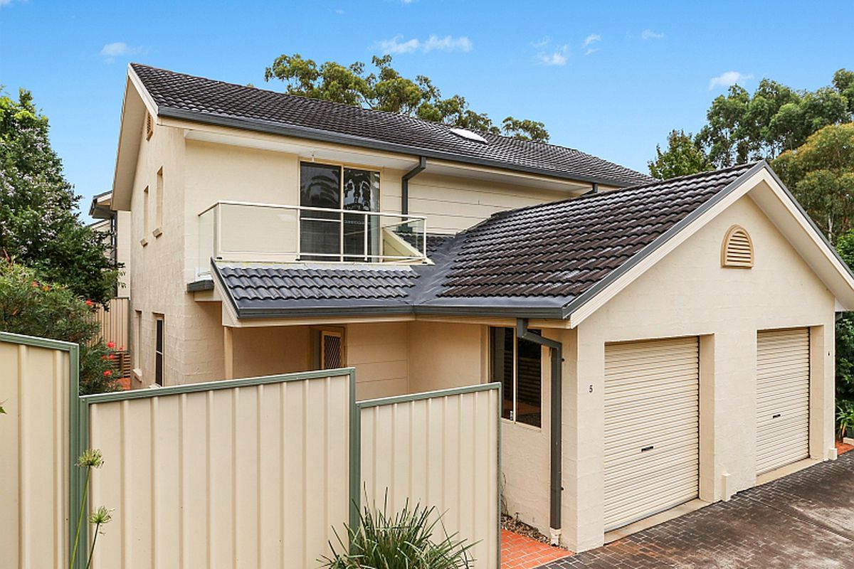 5 / 7 Jennie Cox Close , Erina