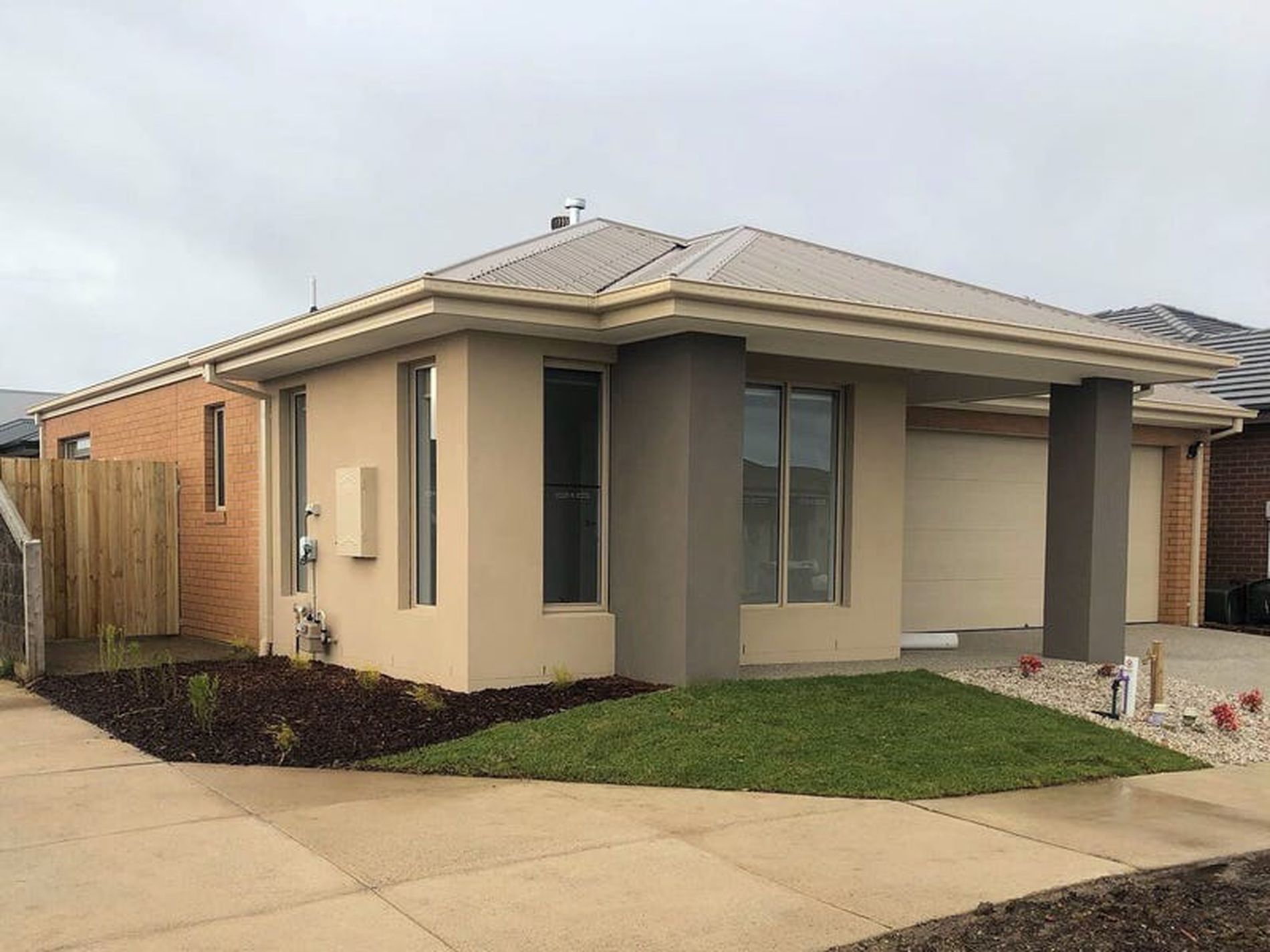 33 Cootamundra Drive, Armstrong Creek