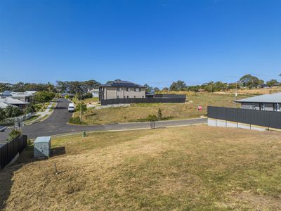 24 Yachtsman Drive, Safety Beach