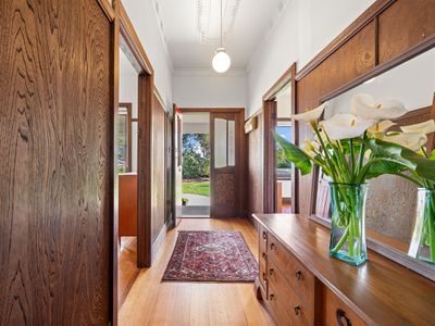 71 Princes Highway, Port Fairy