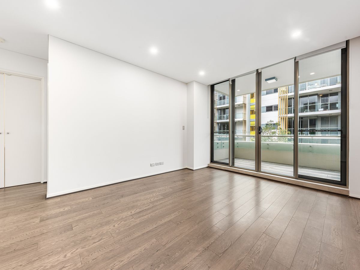 305 / 29 Seven Street, Epping