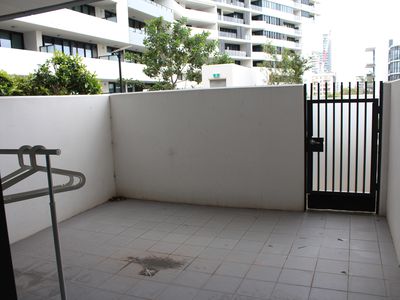 110 / 2 Timbrol Avenue, Rhodes