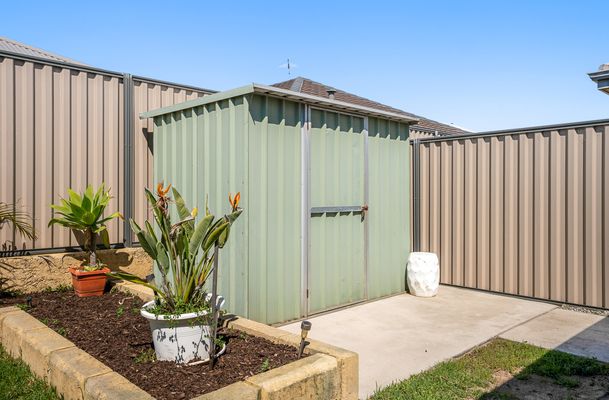 19 Calamocha Way, Piara Waters