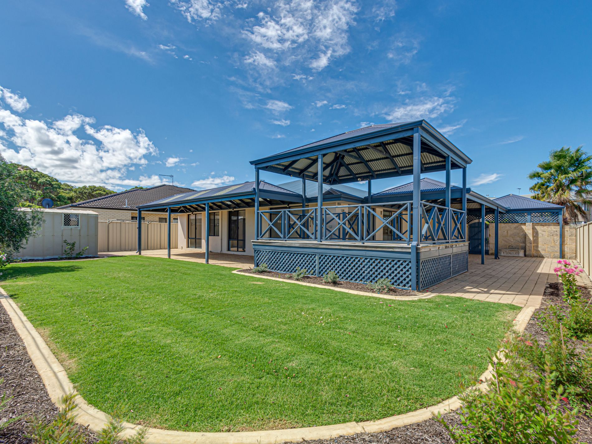 4 Trumpeter Parade, Yanchep