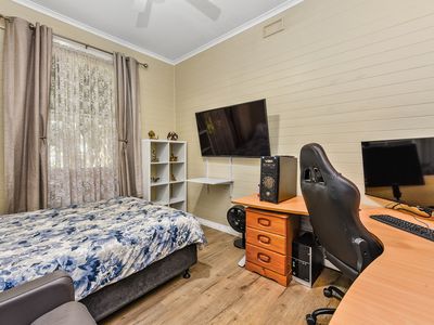 101 Thomas Drive, Mount Burr