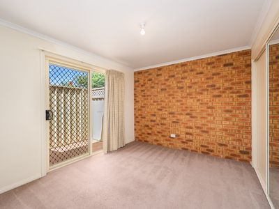 1 & 2 / 7 - 9  Fraser Street, Tatura